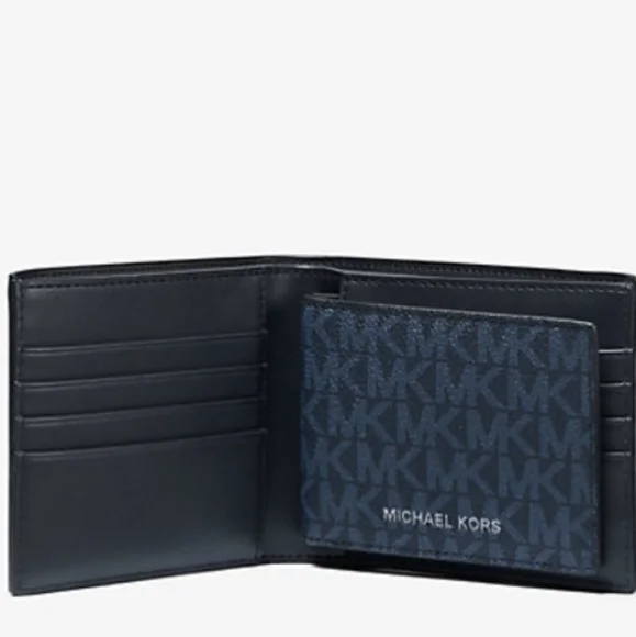 Michael Kors Cooper Wallet with Passcase - Picture 3 of 9